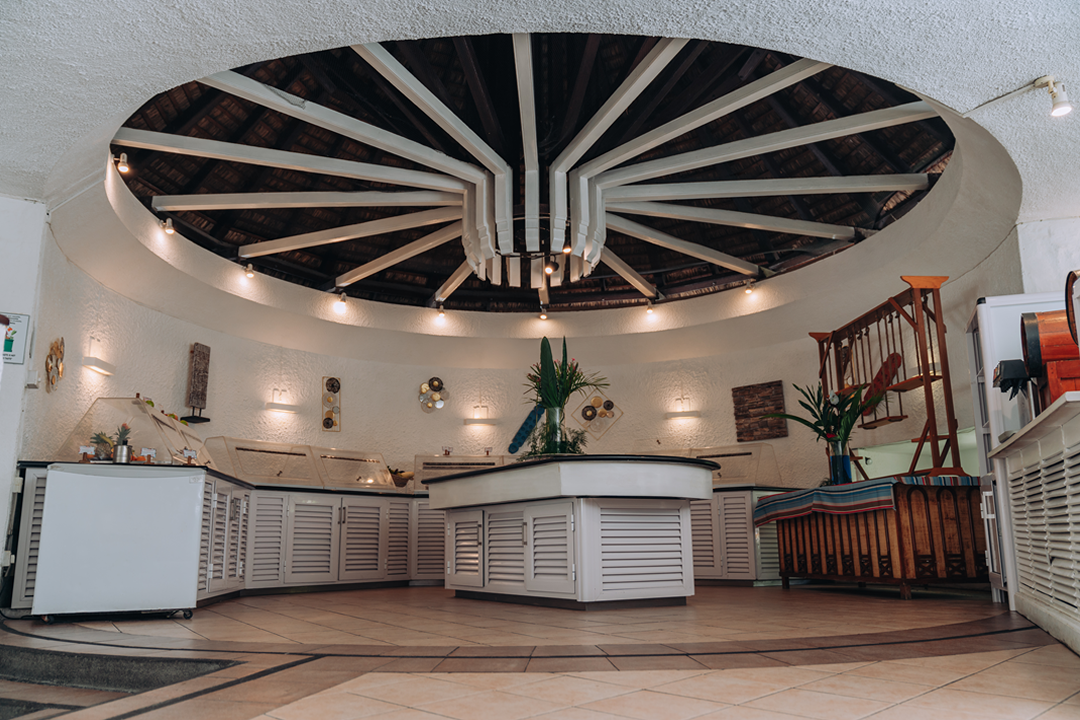 Dinner Buffet at Le Boucanier Restaurant | Casuarina Resort & Spa